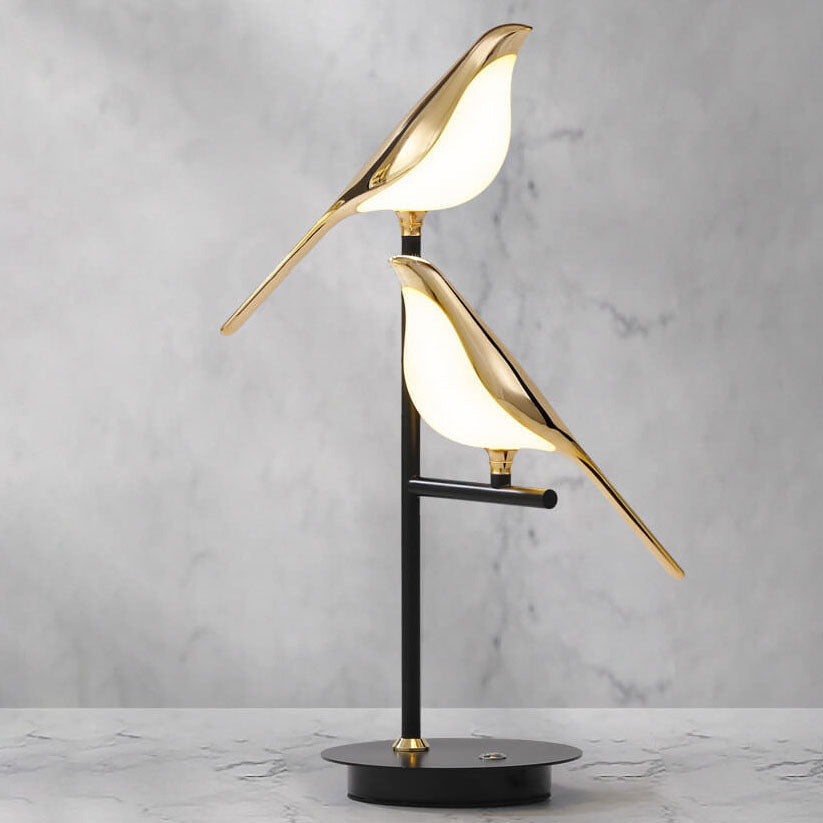 Magpie Bird LED Table Lamp