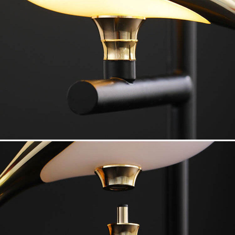 Magpie Bird LED Table Lamp