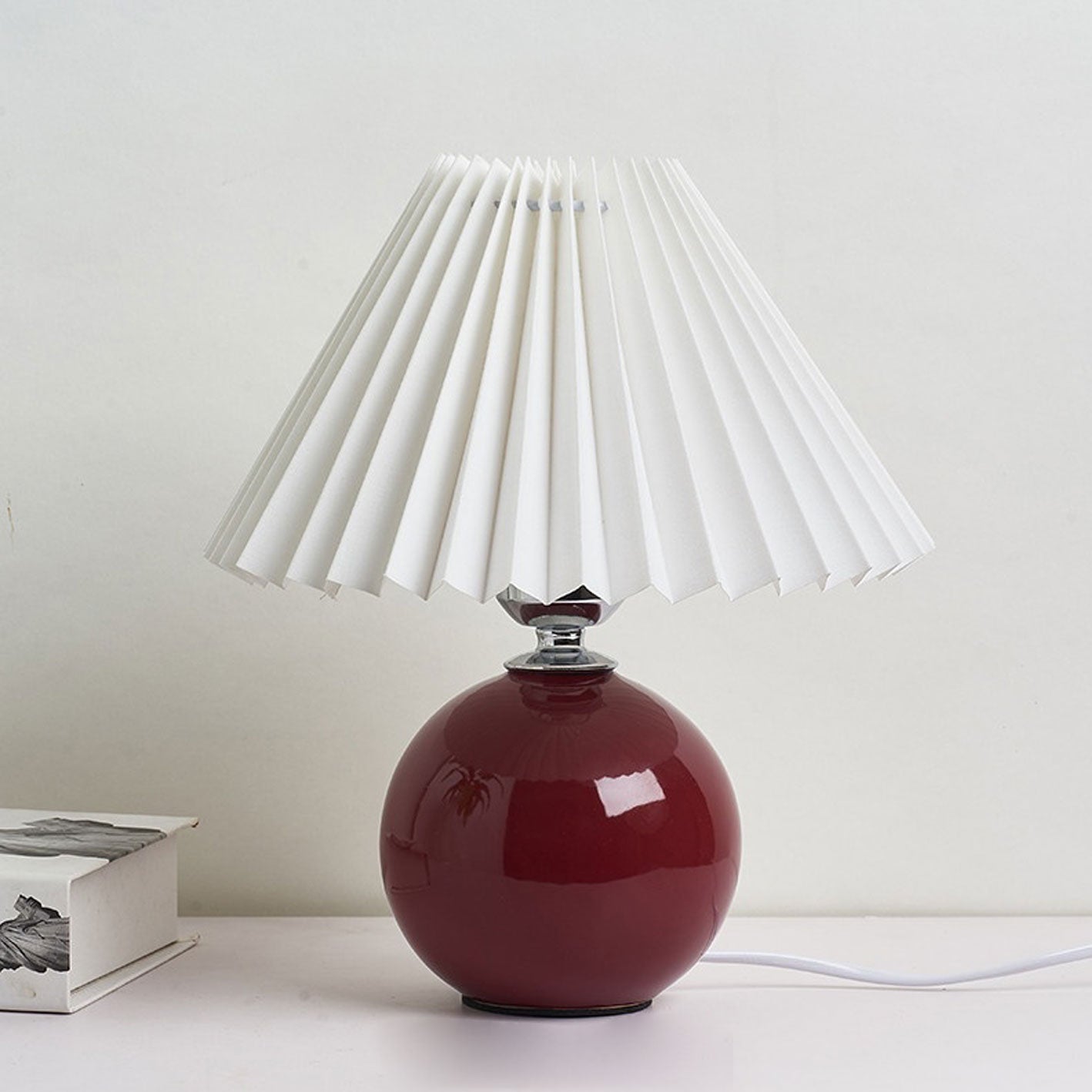 Nordic Ceramic Pleated Table Lamp