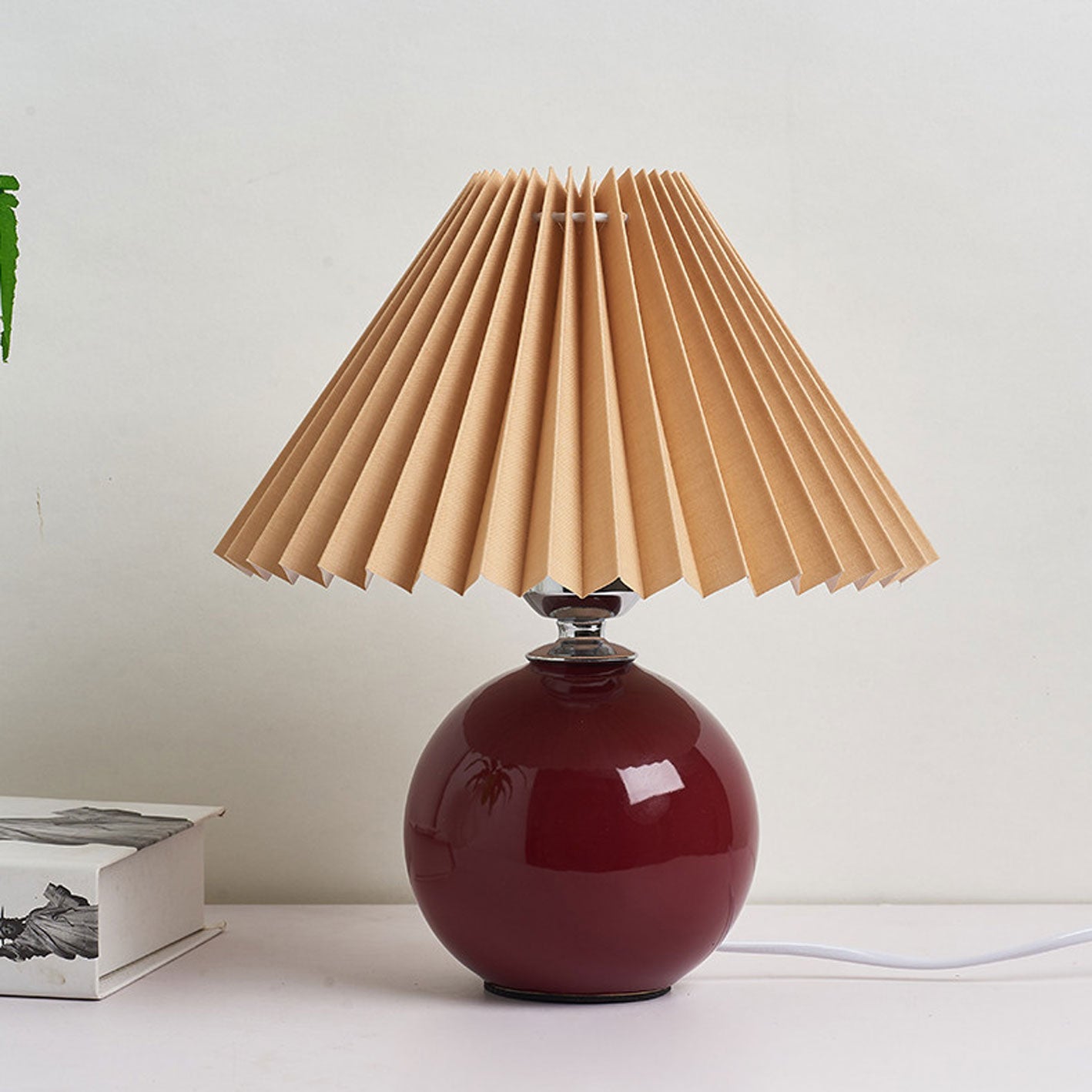 Nordic Ceramic Pleated Table Lamp
