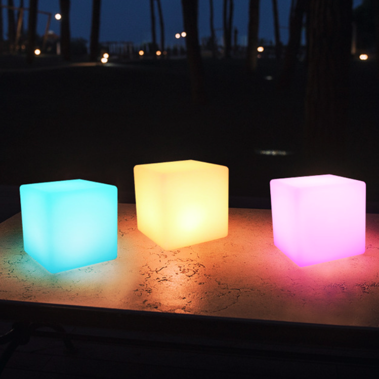 Geometric PE Battery Night Light