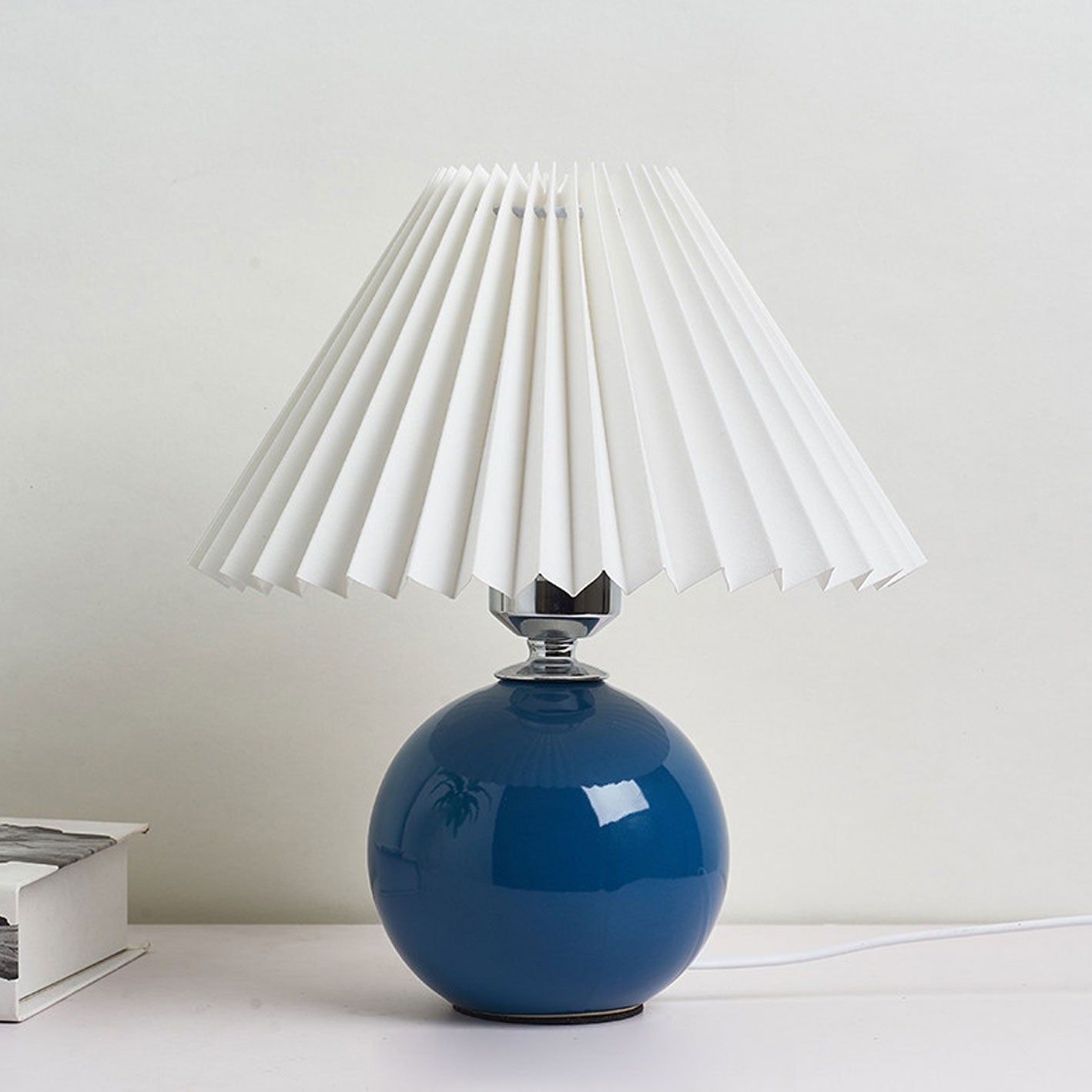 Nordic Ceramic Pleated Table Lamp