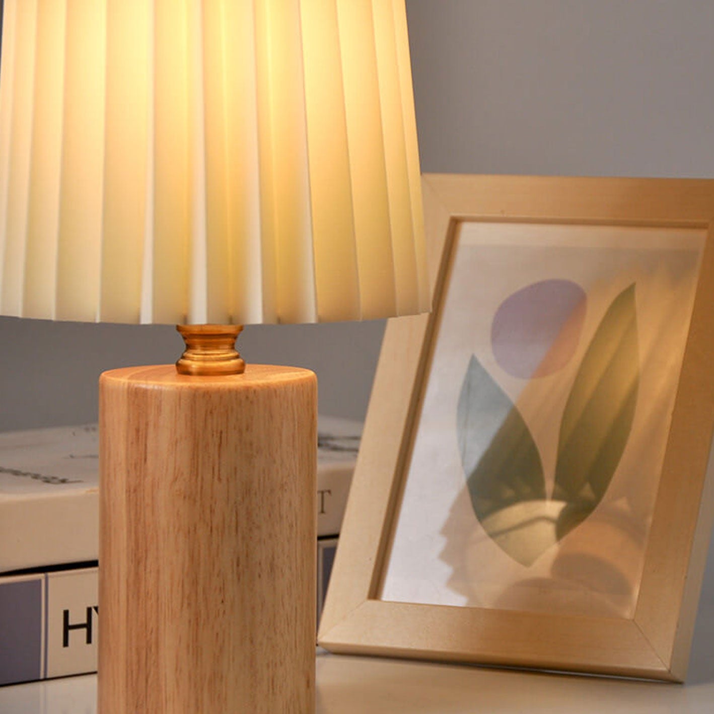 Korean Vintage Pleated Table Lamp