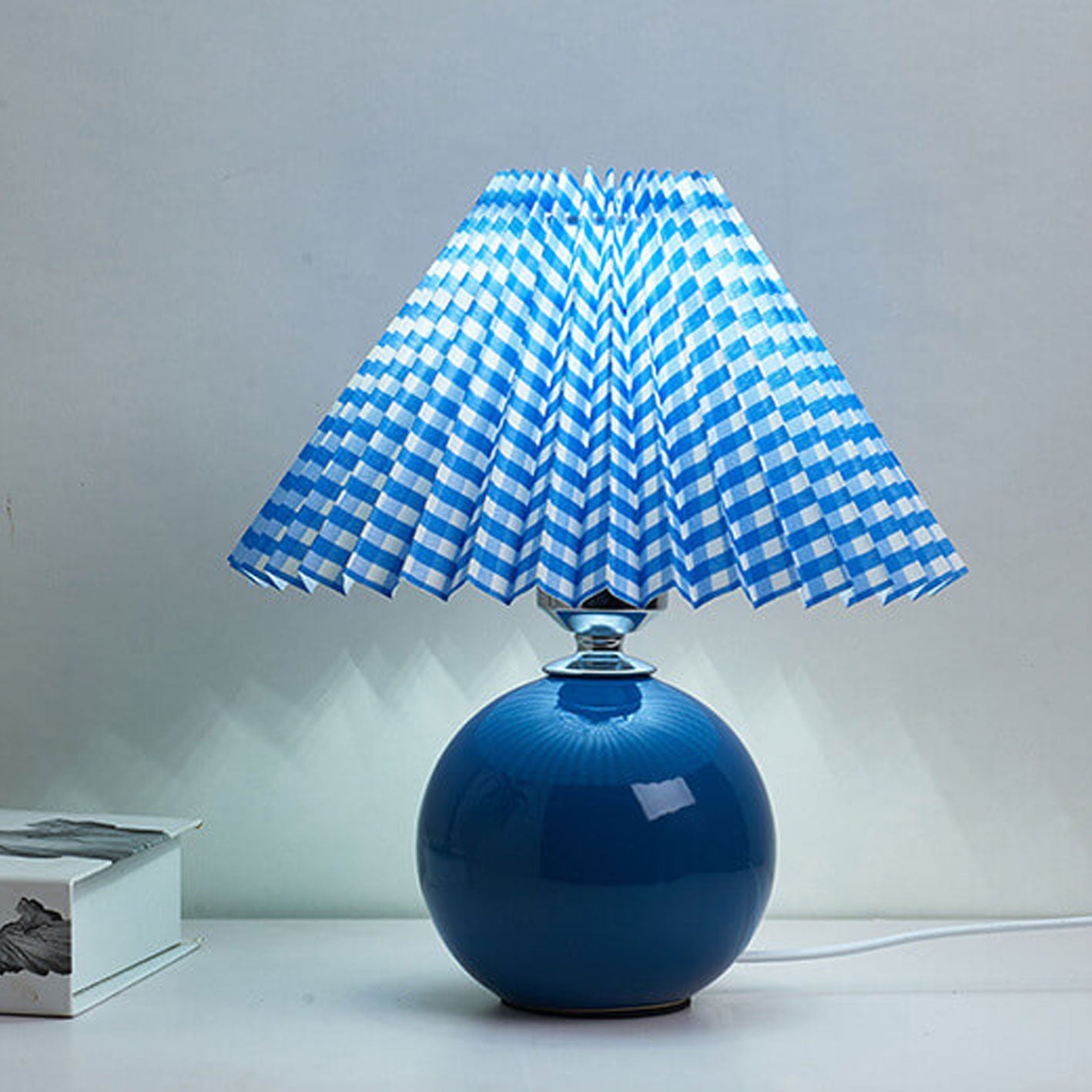 Nordic Ceramic Pleated Table Lamp