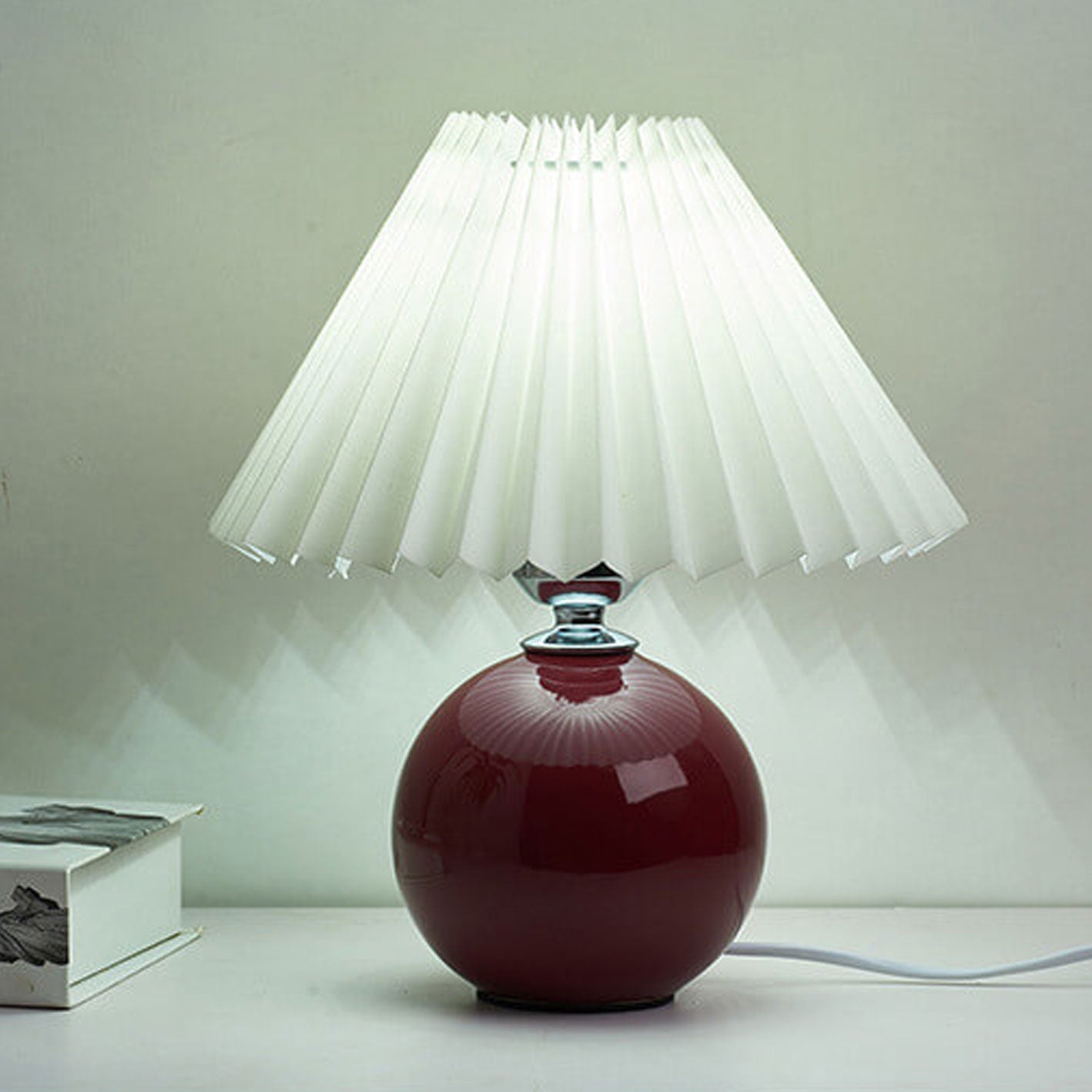 Nordic Ceramic Pleated Table Lamp