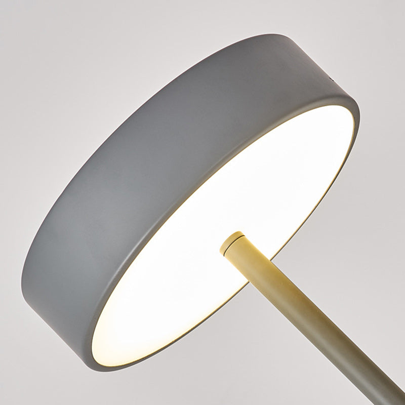 Scandinavian Round LED Floor Lamp
