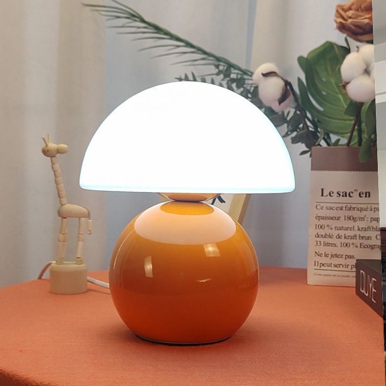 Nordic Ceramic Round Table Lamp
