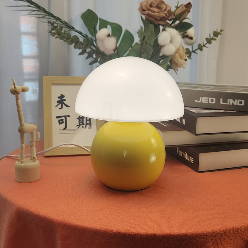 Nordic Ceramic Round Table Lamp