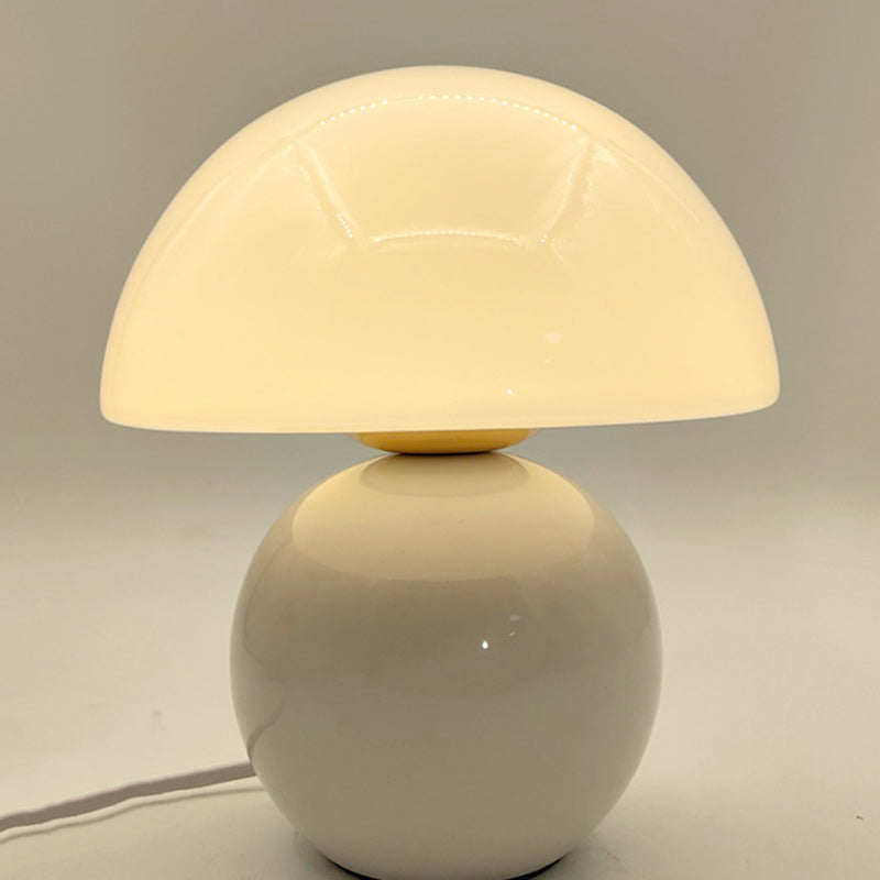 Nordic Ceramic Round Table Lamp