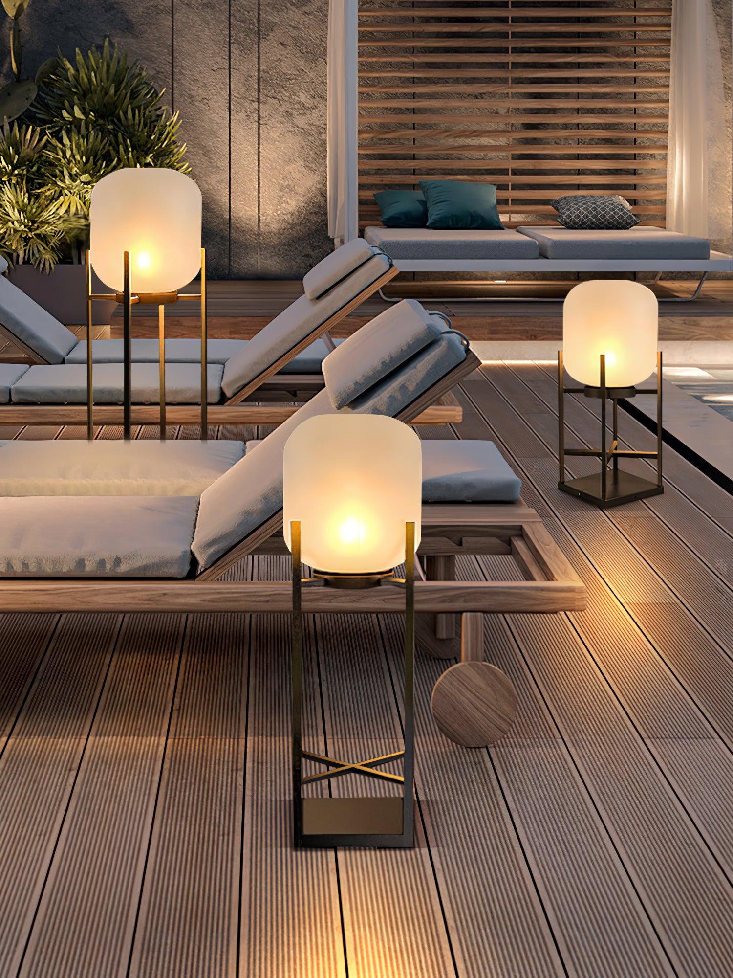 Lantern Solar Outdoor Floor Lamp
