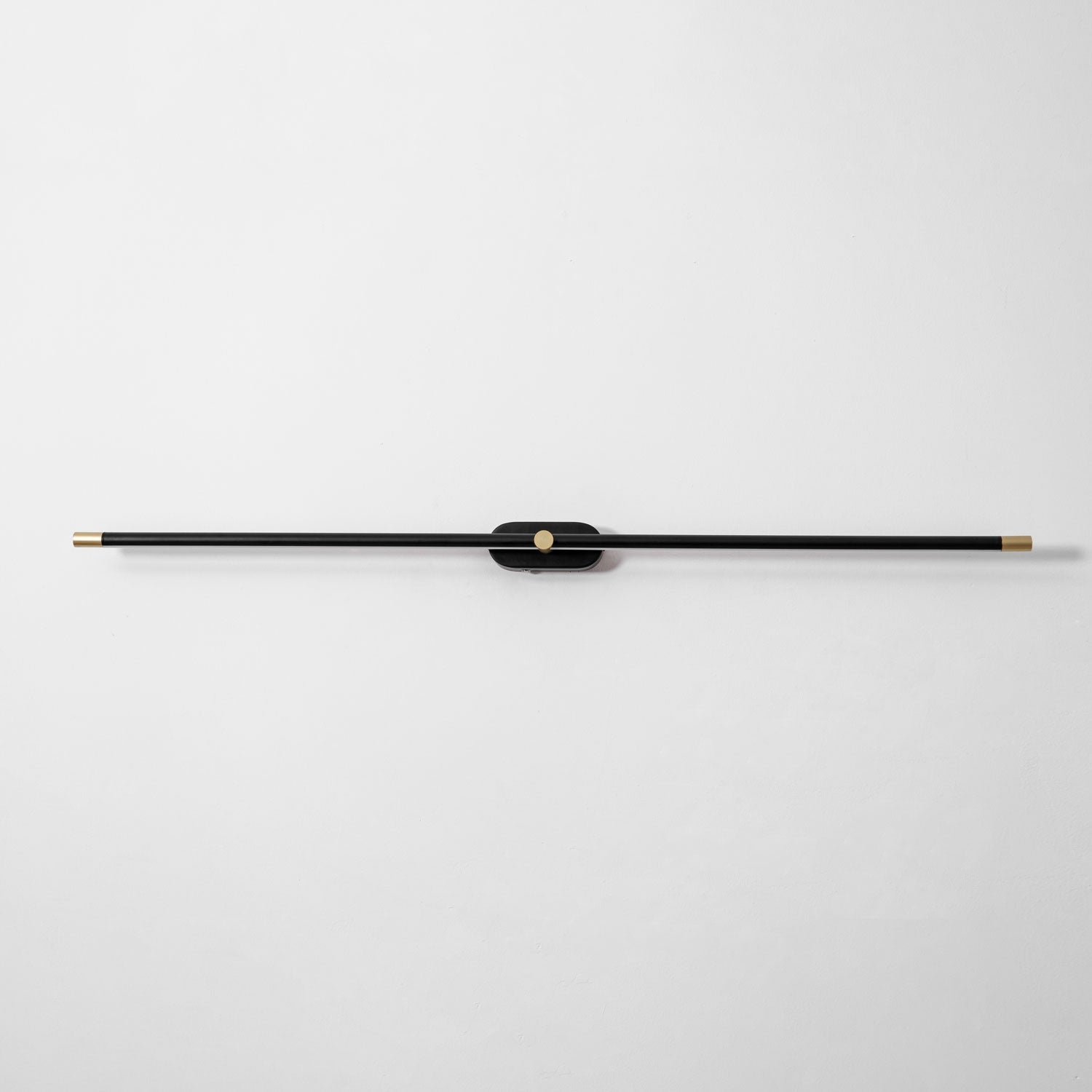 Linear Rechargeable Wall Lamp
