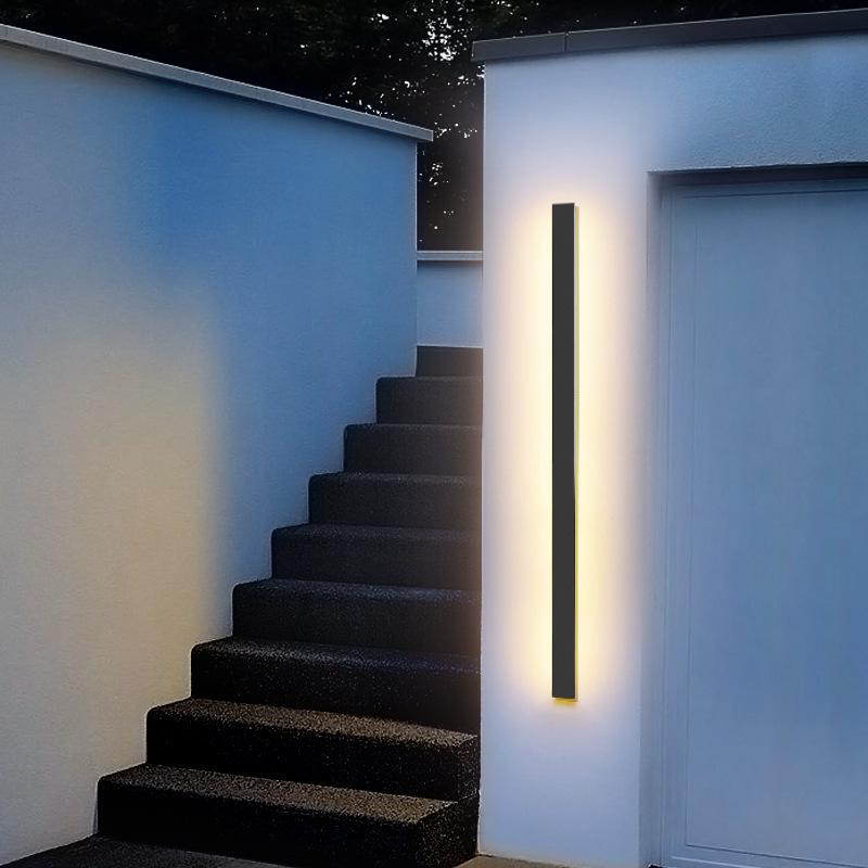 Black Linear LED Outdoor Wall Light — Modern Strip Exterior Lighting