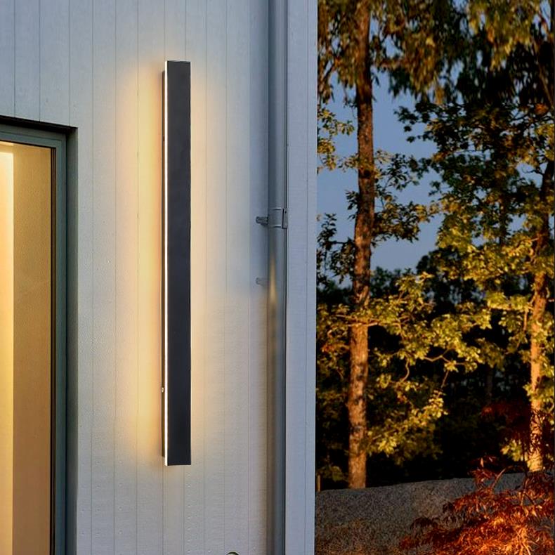 Black Linear LED Outdoor Wall Light — Modern Strip Exterior Lighting